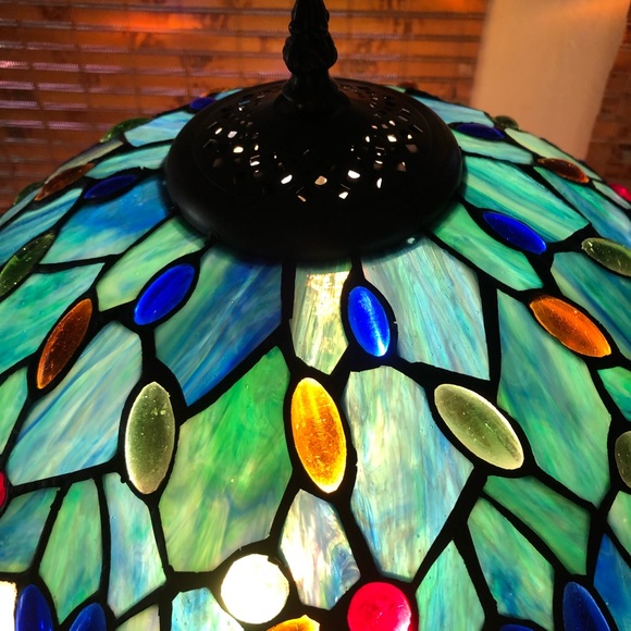 Tiffany style table lamp - Picture 6 of 10